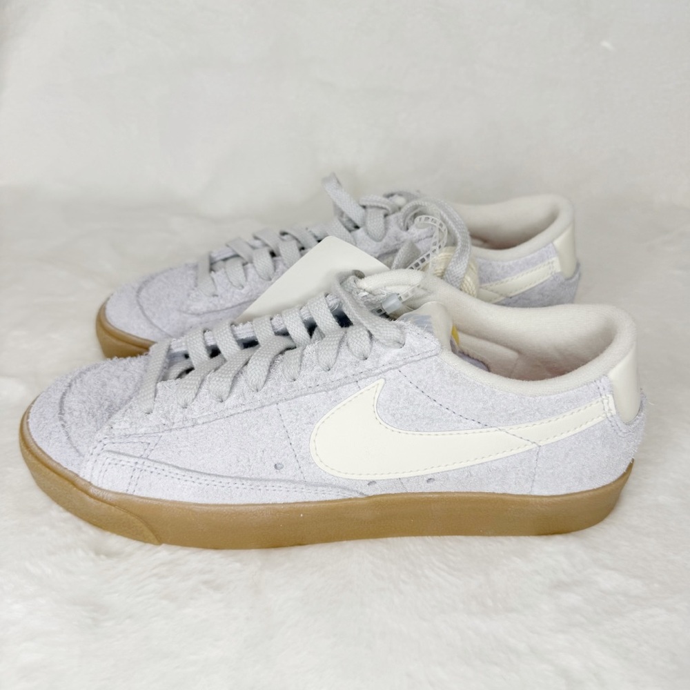 Nike Blazer Low 77” Vintage Sneakers 8.5